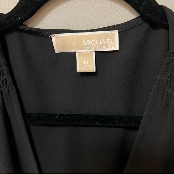 Michael Kors ruffle hem smocked waist faux wrap dress. Black. Medium - Picture 5 of 6